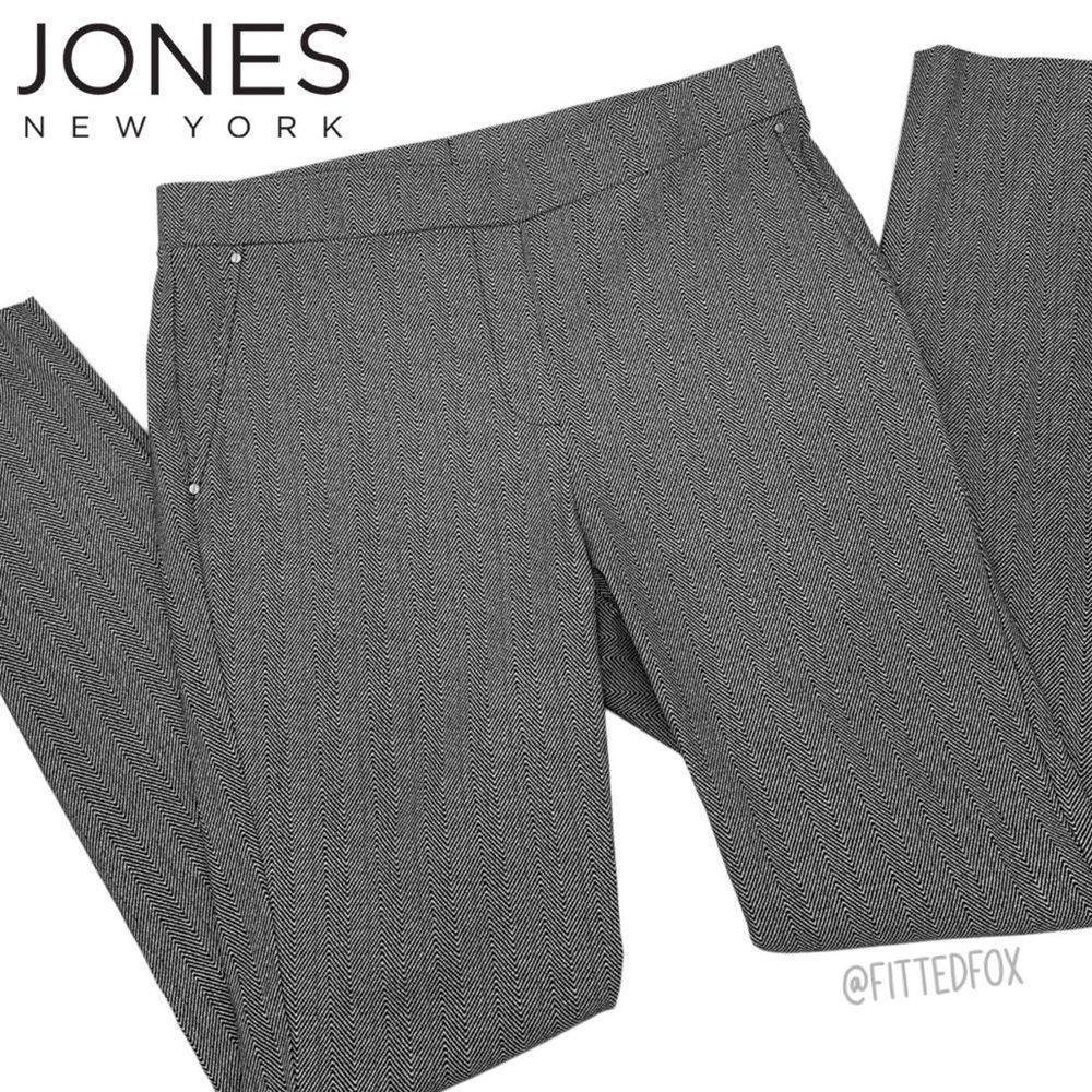 JONES NEW YORK PULL ON STRETCH DRESS PANT | NO FLAWS | BLACK AND WHITE | MEDIUM